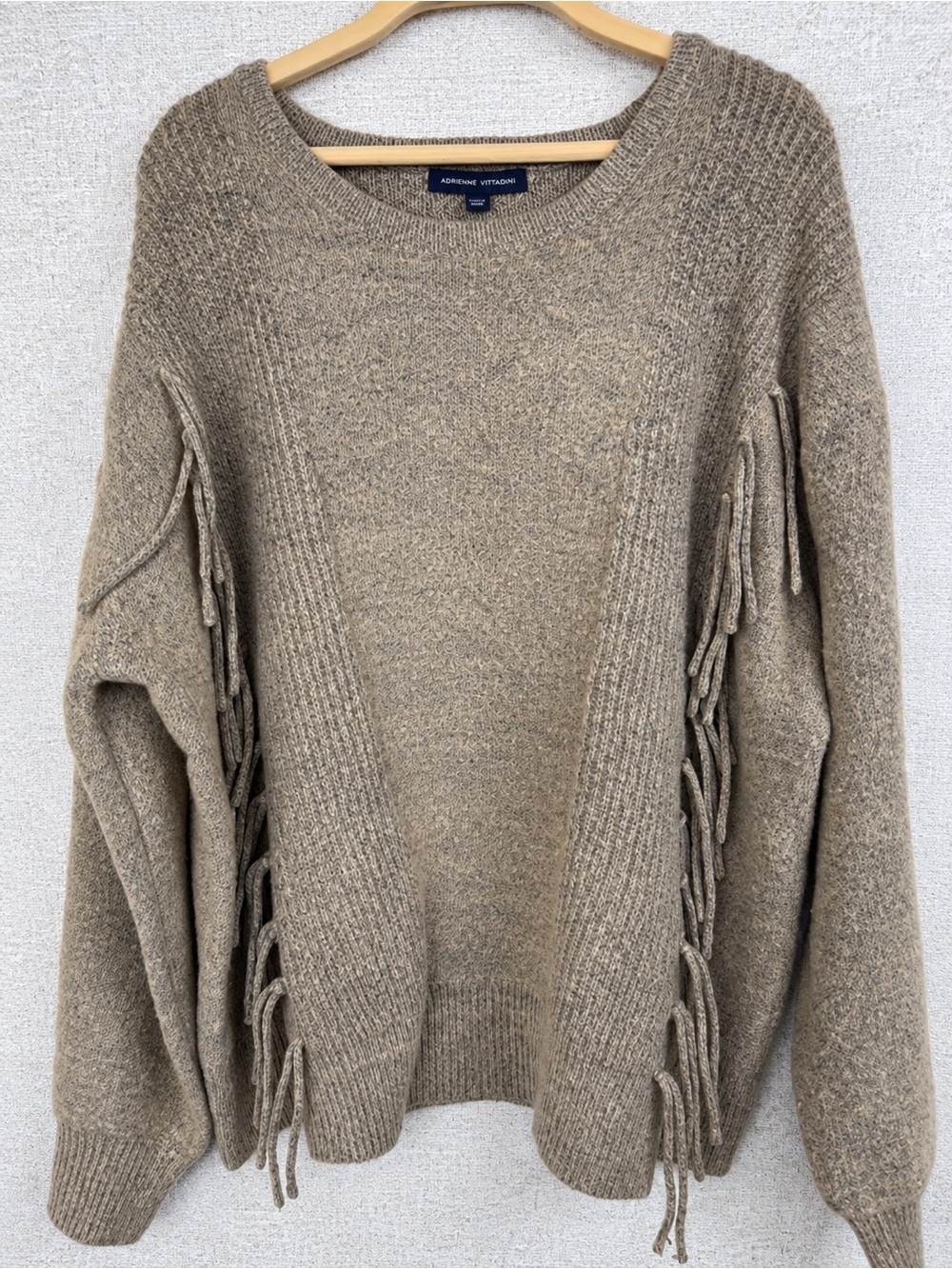 Adrienne Vittadini NWOT Fringe Detail Sweater — Size XL — Taupe Gray